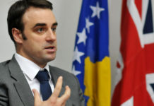 O’Connell: Kosova ta mbajë betimin, ushtria vetëm me ndryshime kushtetuese