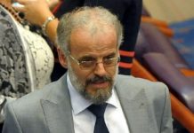 Shumica parlamentare zgjedh Talat Xhaferin si kryetar Kuvendi