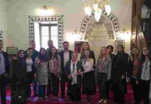 Roli i gruas është i pazëvendësueshëm në kultivimin e bashkëjetesës