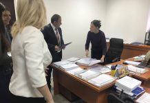 Dorëzohet në Kuvend mocioni për rrëzimin e qeverisë