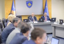 Edhe minoritetet kundër Qeverisë