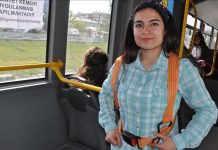 Turqi, zhvillohet rrip sigurimi për pasagjerët e autobusëve që qëndrojnë në këmbë