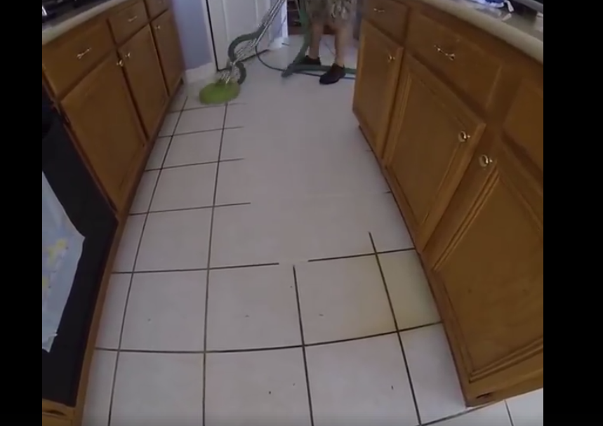 Kjo formë pastrimi po i rrëzon përtoke të gjitha alternativat tjera