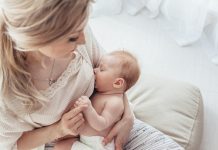 Çka duhet të dini për gjidhënien në ditët e para të foshnjes