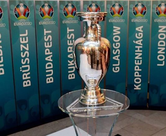 Zyrtare: UEFA publikon formacionin me lojtarët që shkëlqyen në Euro 2020