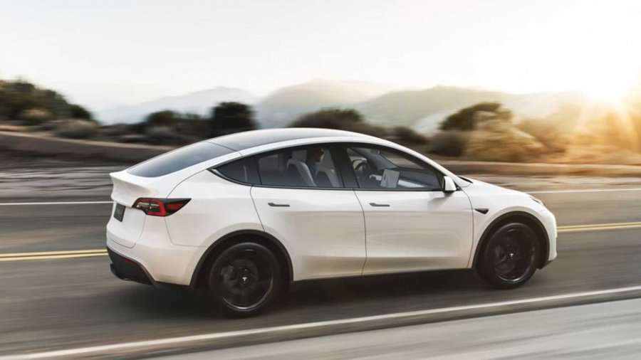 auto_tesla1630823919