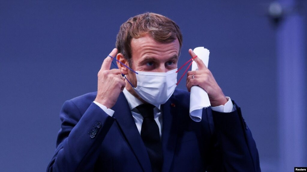 macron maska
