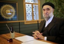 Turqi, ndahet nga jeta mjeshtri i kalifgrafisë, Hasan Çelebi