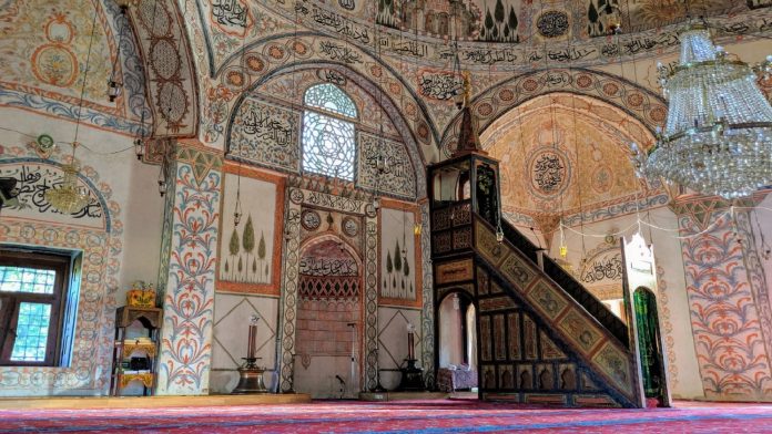 hytbe hutbe hatib ligjerata ligjerues