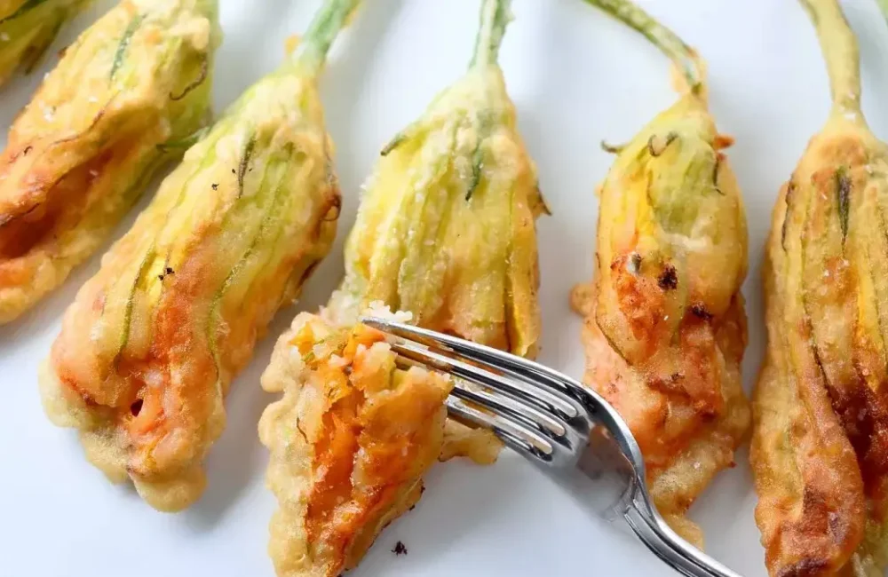 xcrispy-herbed-goat-cheese-stuffed-zucchini-blossoms-1200x795.jpg.pagespeed.ic_.brKexiWJMm-1000x650