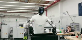 A mund të punojnë robotët e inteligjencës artificiale përkrah njerëzve? Siemens dhe NVIDIA testojnë një robot humanoid