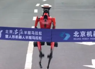 Pati edhe rrëzime të tyre, por roboti mposhti njerëzit për të fituar gjysmëmaratonën e Pekinit
