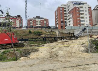 Rrëzohet vinçi në lagjen “Arbëria”, lëndohet një punëtor