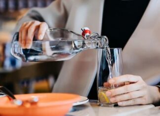 Si ta ndihmoni trupin tuaj të detoksifikohet vetë nga vetja