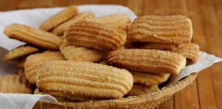 Biskota me tre përbërës – Gati në vetëm 10 minuta