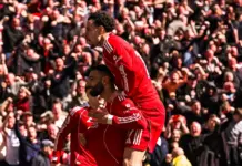 Liverpool fiton në minutat shtesë, forcon pozitën e pestë