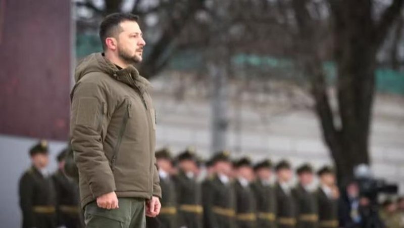 -800-0-1785055314x1785054223-volodymyrzelensky-584