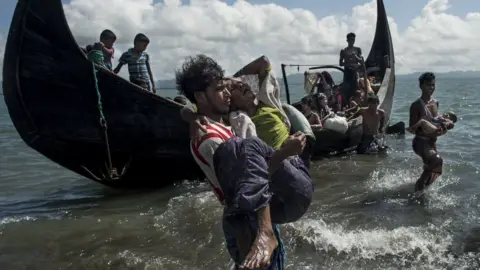 Rohingya boat