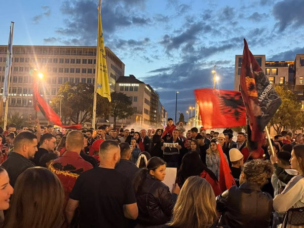 Shqiptarët tubohen sot në Vjenë, Munih e Cyrih në mbështetje të ish-krerëve të UÇK-së