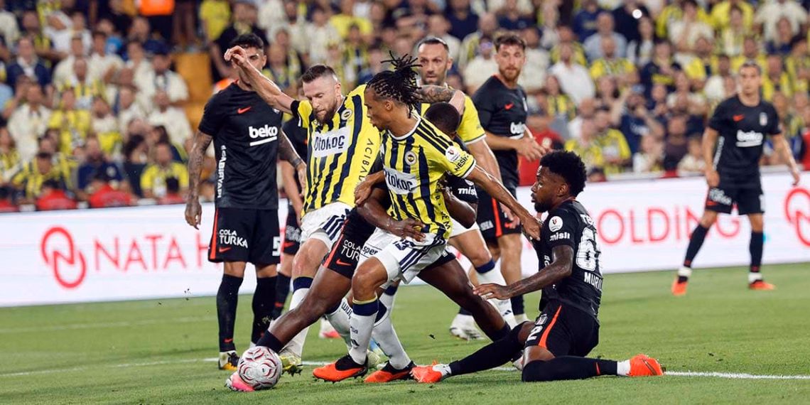 Tragjedi: Tifozi i Fenerbahçes vdes gjatë derbit me Beshiktashin