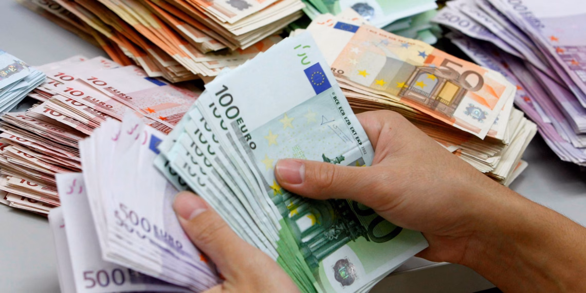 Për gjashtë muaj e parë të vitit mërgata dërgoi 692 milionë euro në Kosovë
