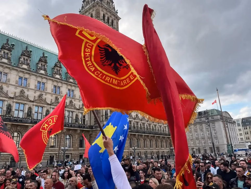Sot protestohet në disa qytete të Evropës në mbështetje të ish-krerëve të UÇK-së